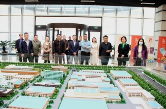 仙桃市党组成员张艳敏来m88官网集团考察