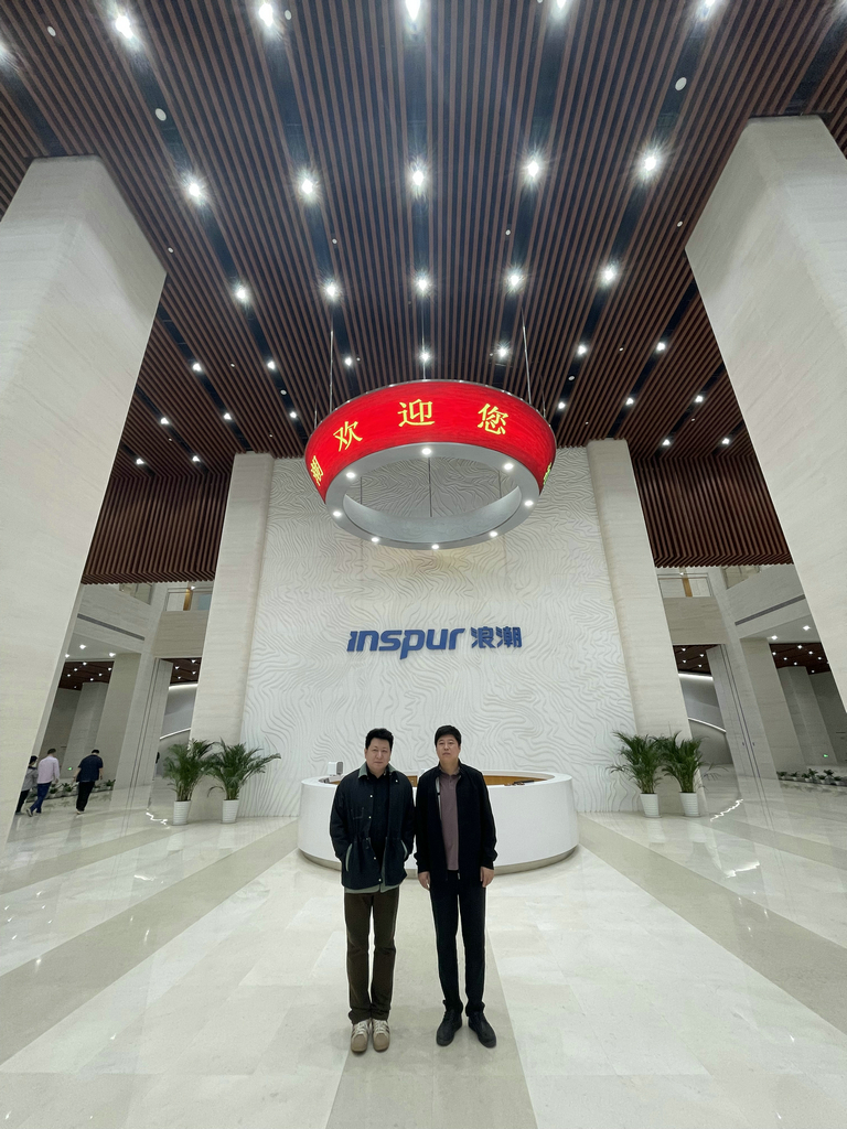 m88官网集团总裁林成彬赴浪潮商洽深度合作